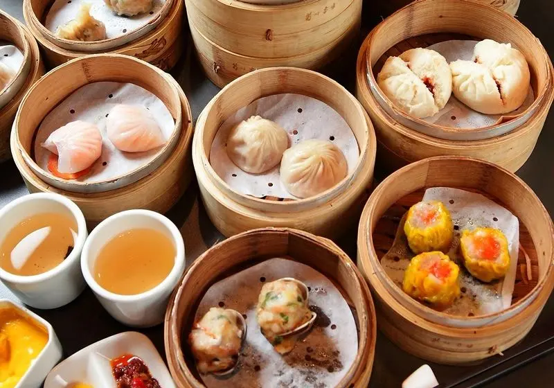 Dim Sum, Star Ferry & Skyline Magic: Your Perfect Excursion — attraction 2